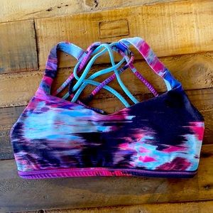 Lululemon Free to Be Sports Bra